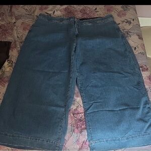 Ava & Viv Blue Wide Leg Jeans 20W Short length